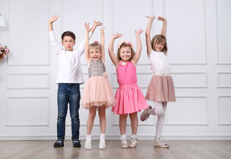 The Role of Color Psychology in Kids’ Fashion: Enhancing Style and Emotions