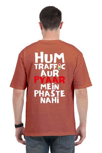 Hum Traffic Aur Pyar Mein Phaste Nahi Unisex Oversized T-shirt - Coral / S