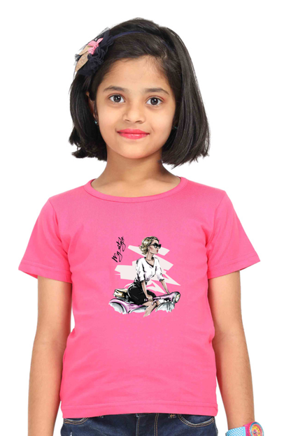 My Style - Girl On A Scooter Girls T-shirt - Pink / 7Yrs