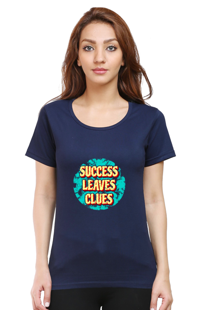 Success leaves Clues Women's T-shirt